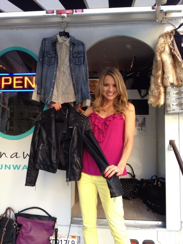 JJ at the Runaway Runway Mobile Clothing store