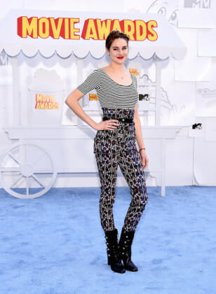 Honoree Shailene Woodley attends The 2015 MTV Movie Awards
